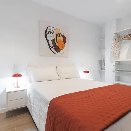 Апартаменты Home2book Comfy & Chic Near The Ла-Гарита